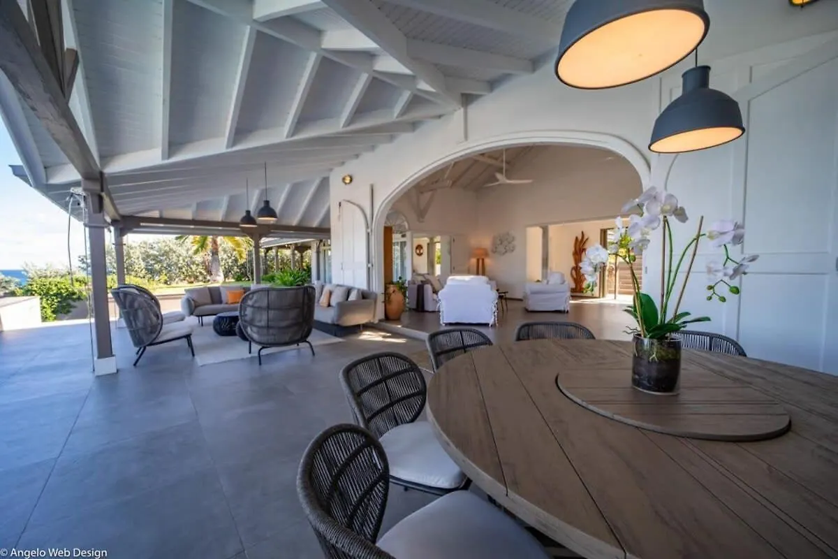 Heavenly Peaceful Villa With Spacious Living Area Petit Cul-de-Sac