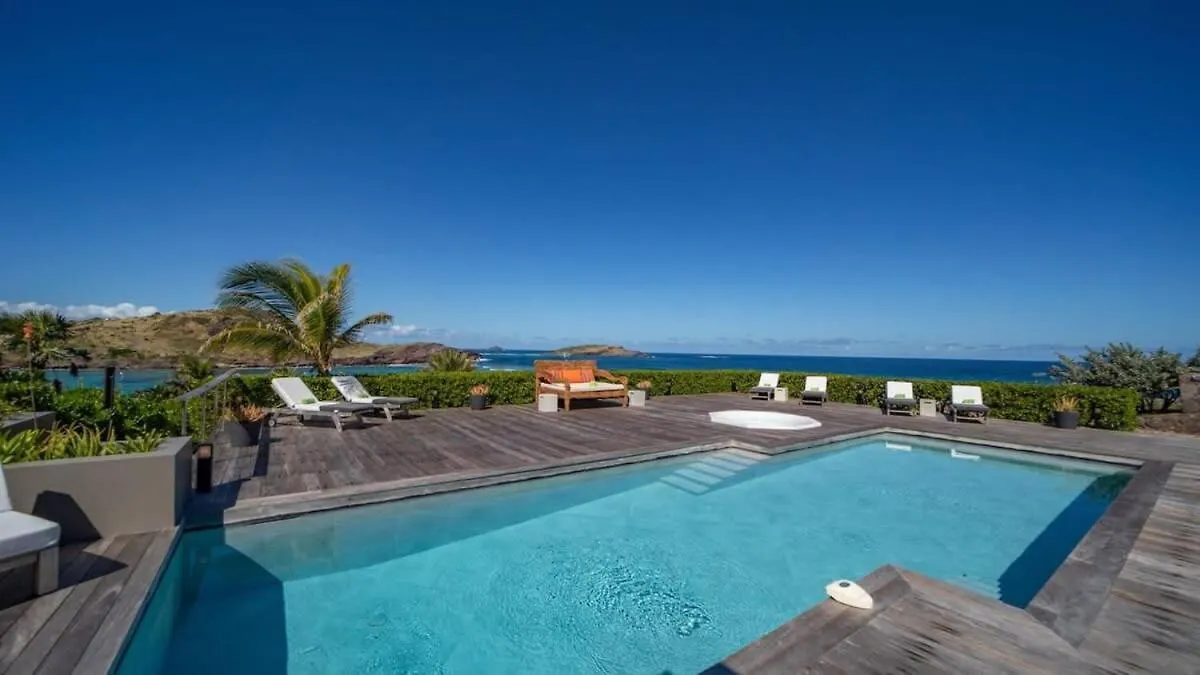 Heavenly Peaceful Villa With Spacious Living Area location