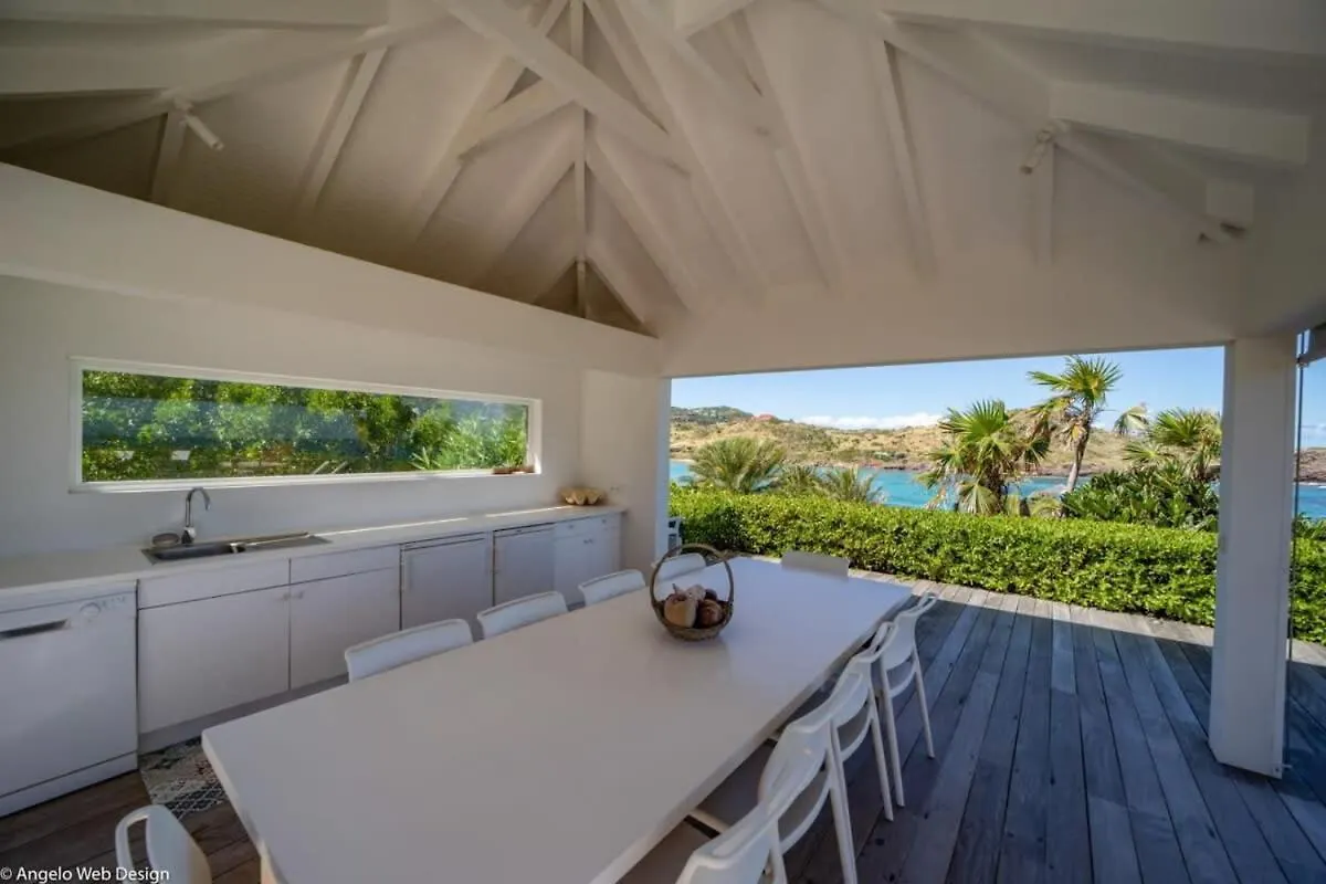Heavenly Peaceful Villa With Spacious Living Area Petit Cul-de-Sac